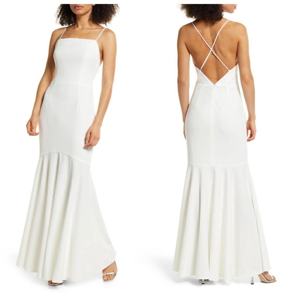 ELLIATT Collins Mermaid Gown in Ivory Size Small